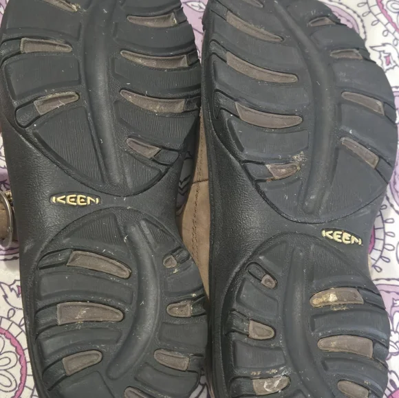 Keen Brown Mary Jane Flats - Picture 9 of 12